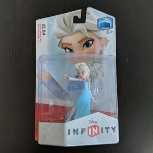NIB Elsa Frozen Disney Infinity Figure.